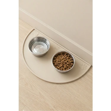Silikon Mama Matı Havuzlu Yıkanabilir Kaymaz Evcil Hayvan Beslenme Matı Kedi Köpek Paspası 50X25